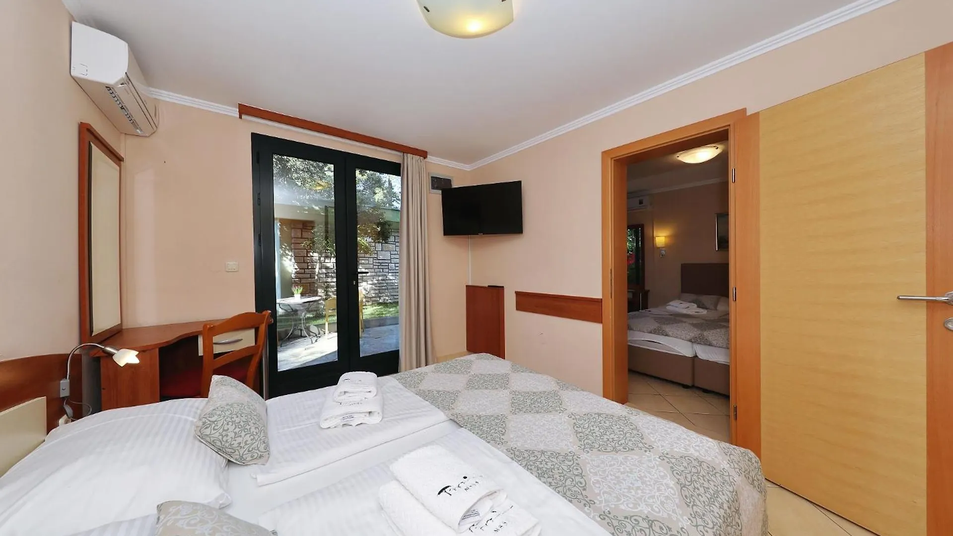 Mediterranean Village San Antonio Biograd Na Moru 3*,